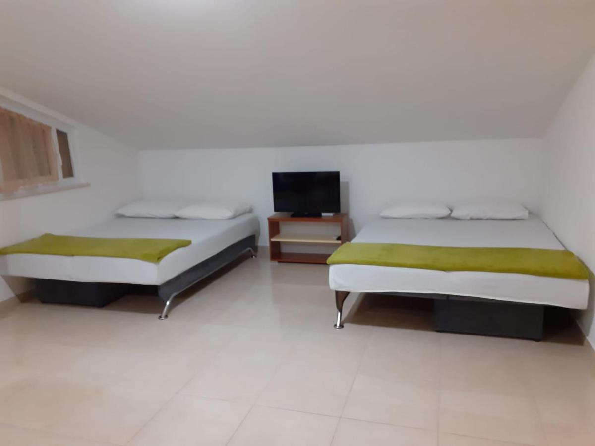 Apartmani Ruza Новалья Экстерьер фото
