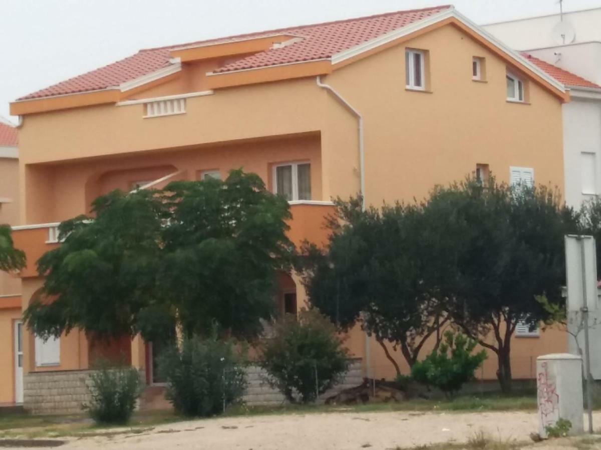 Apartmani Ruza Новалья Экстерьер фото