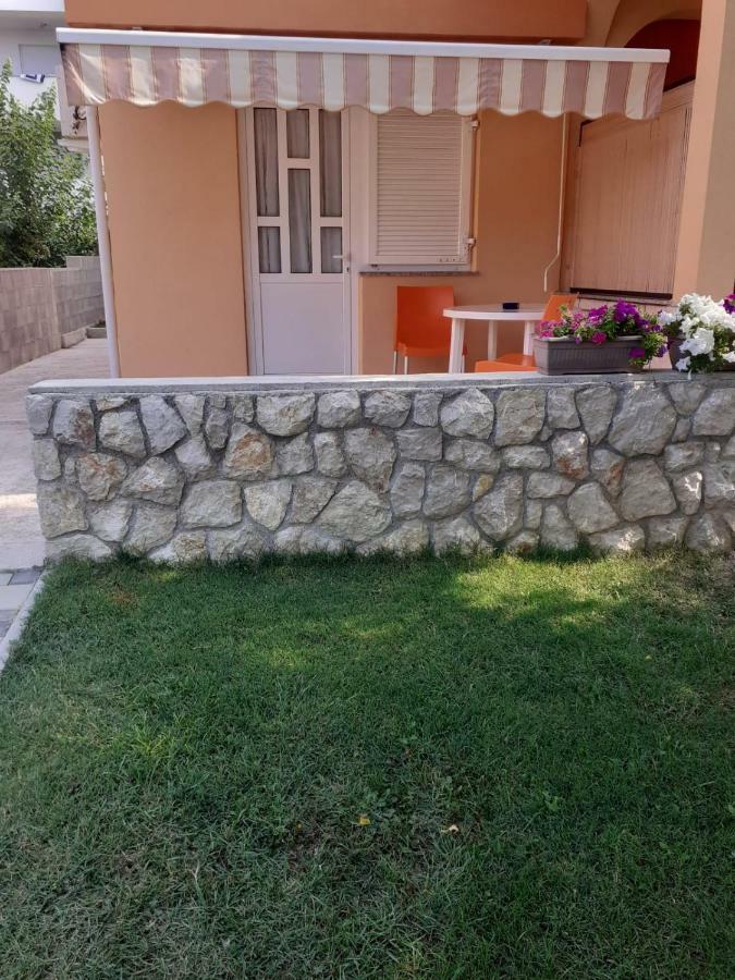 Apartmani Ruza Новалья Экстерьер фото